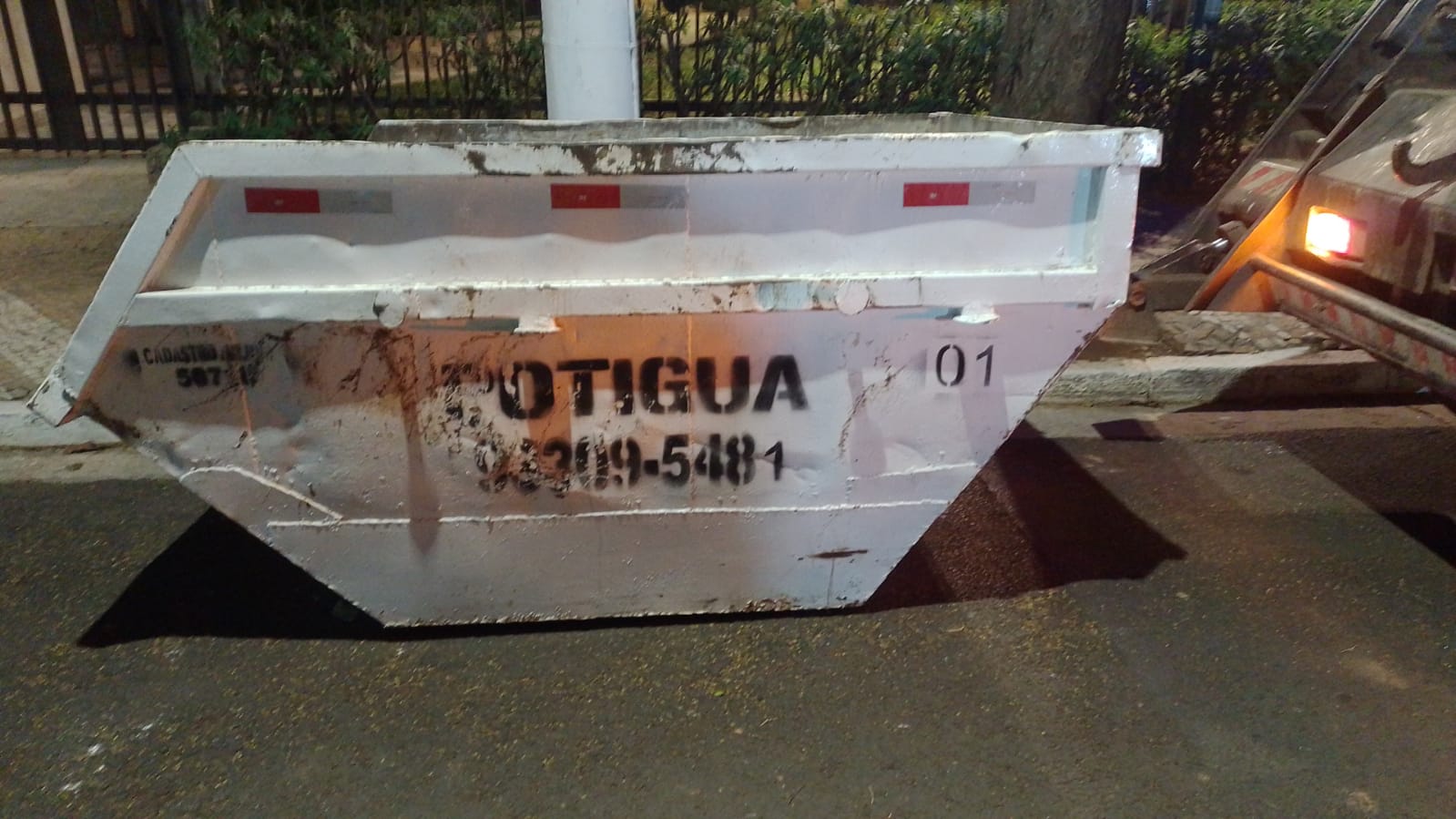 Atendimento rápido com caçamba Potigua.